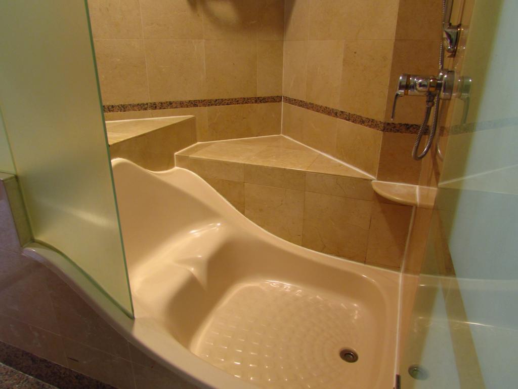 Alocassia Serviced Apartments Singapore Rum bild